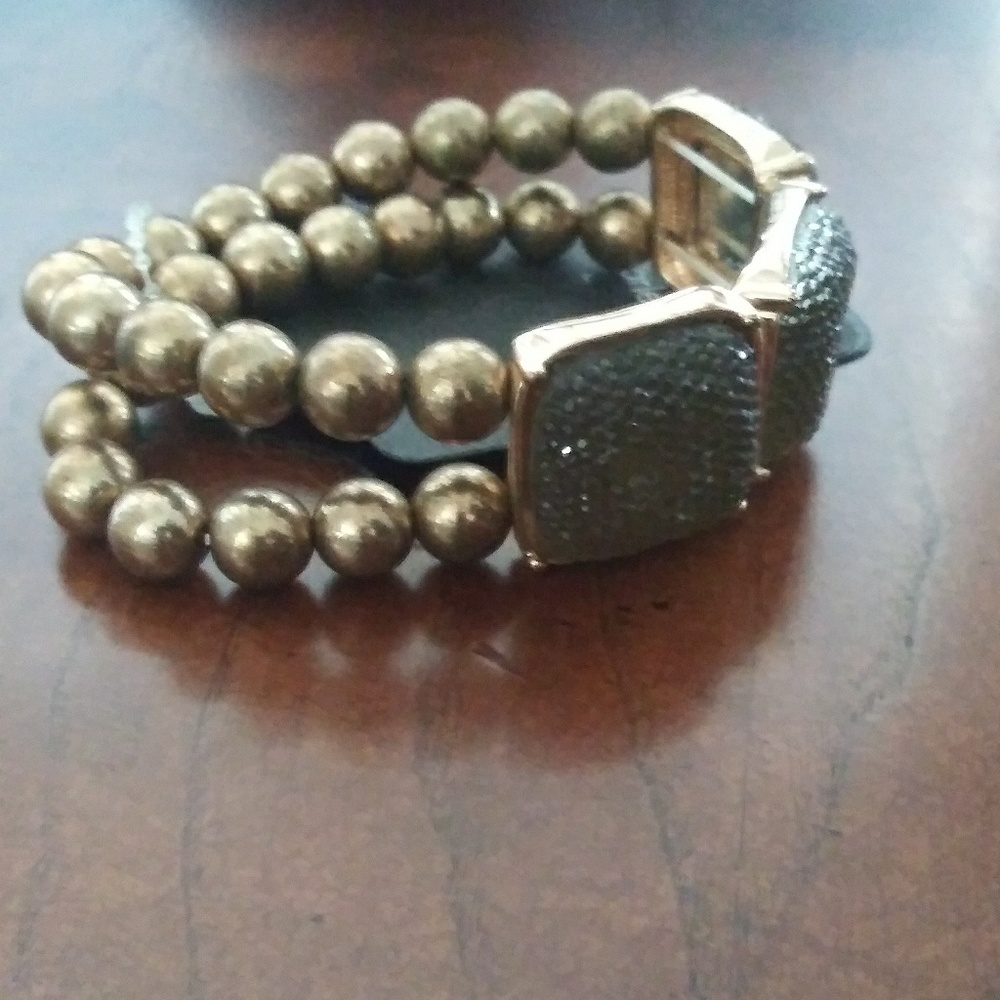 Unique Fashion Bracelet.